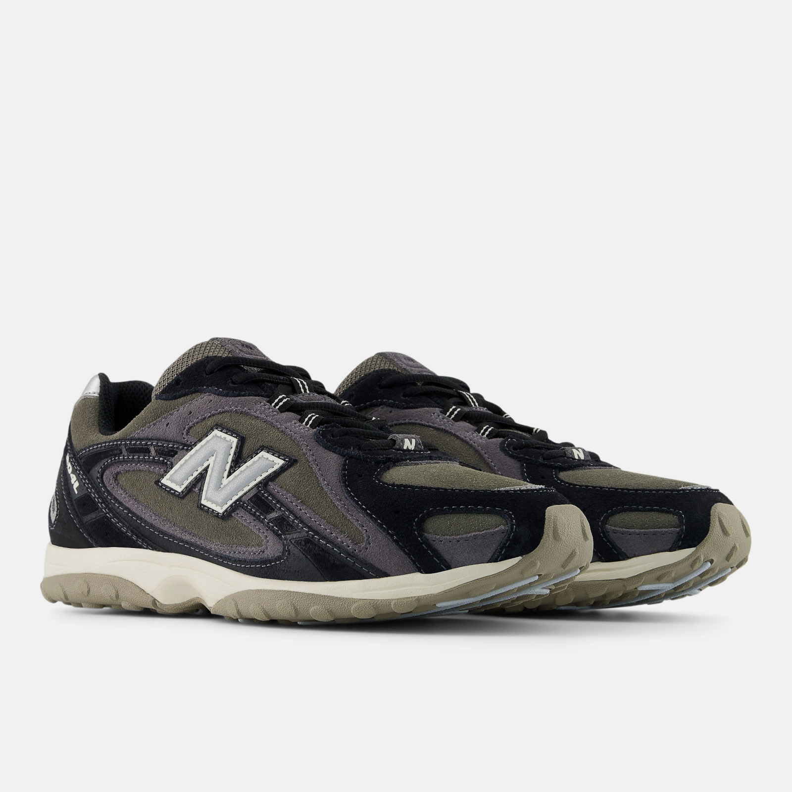 New Balance 204L