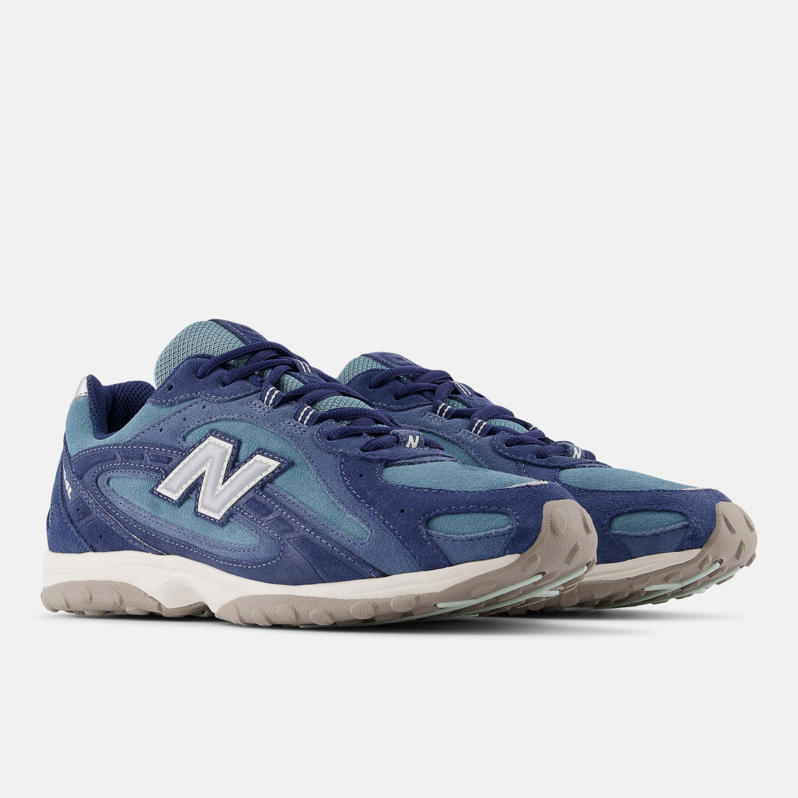 New Balance 204L