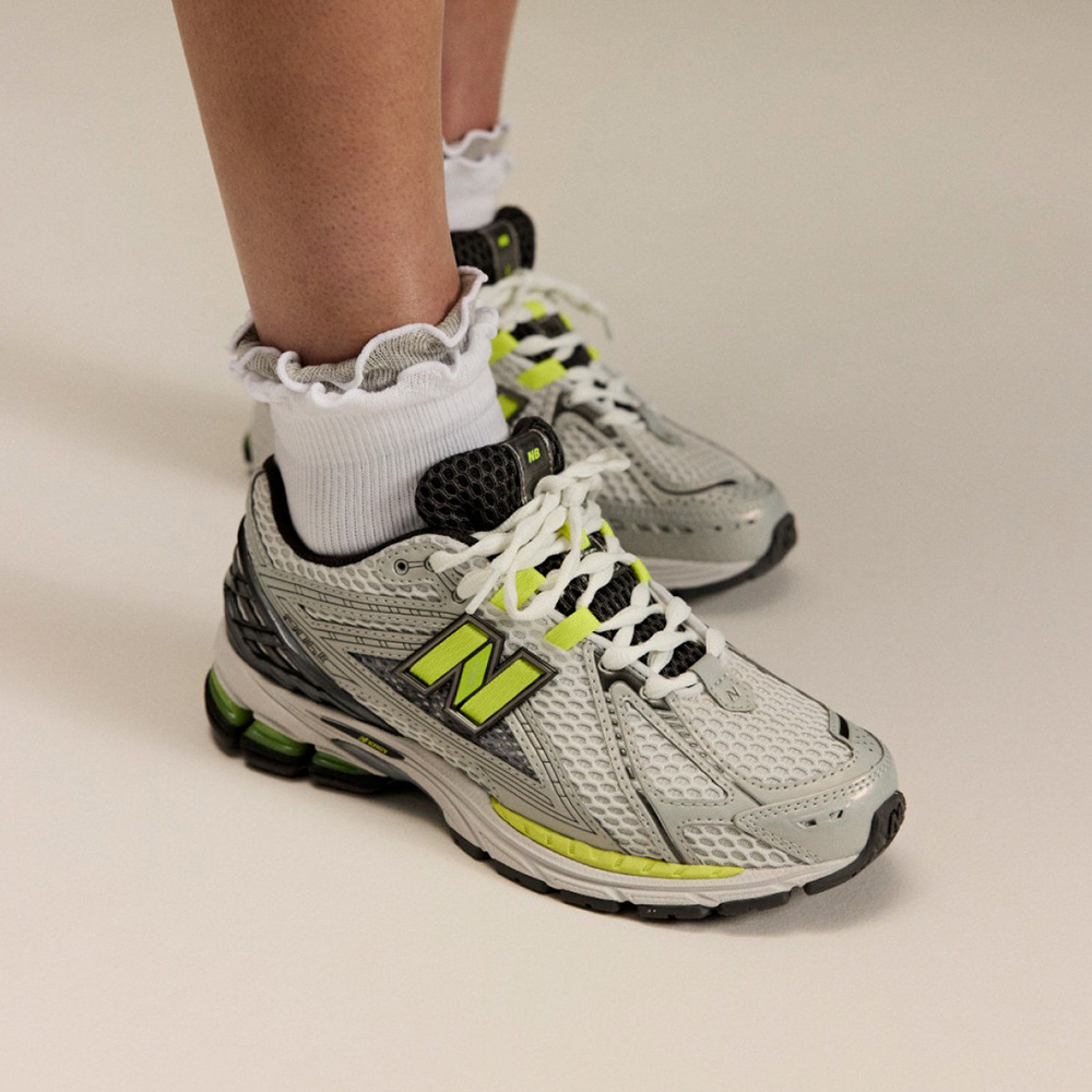 New Balance 1906R