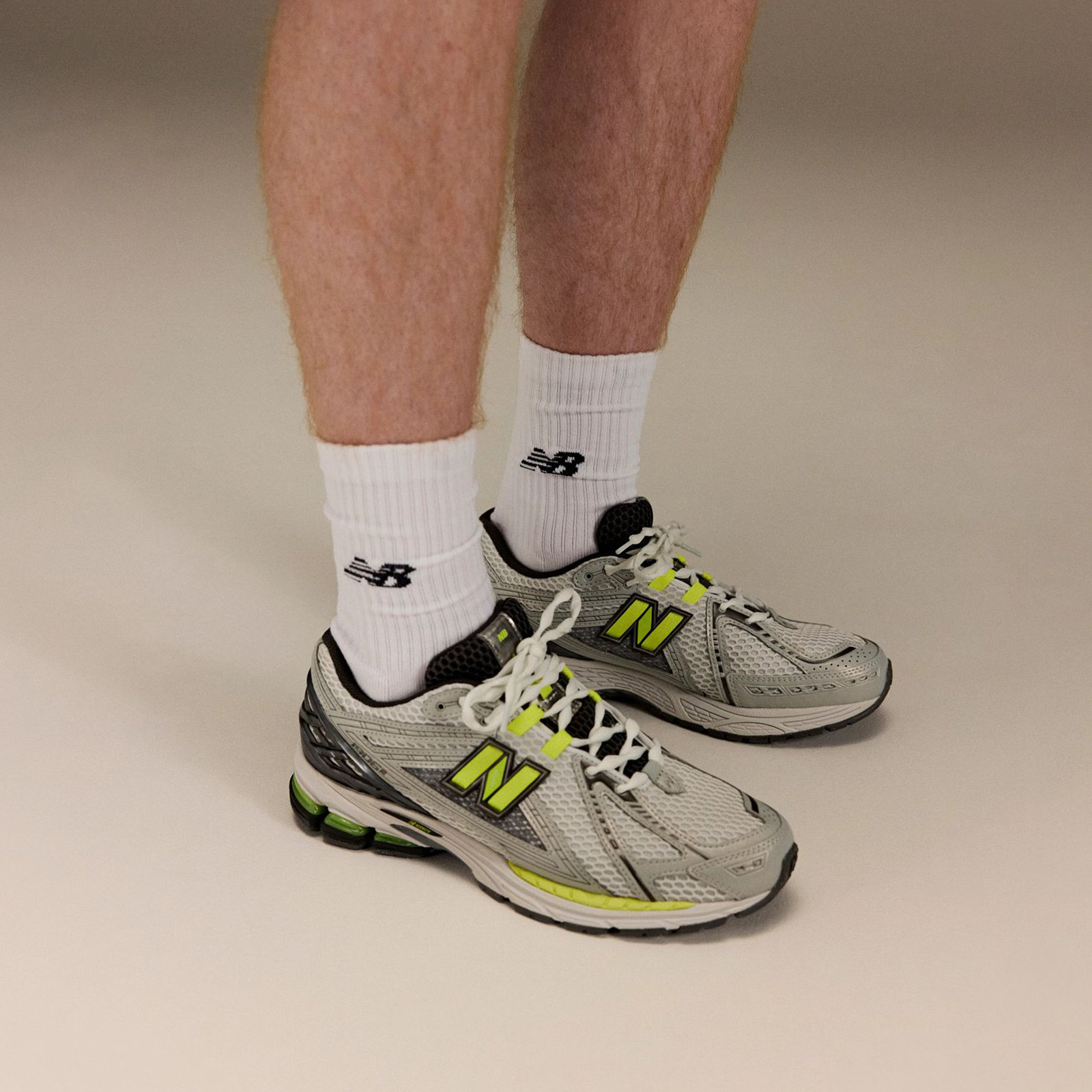 New Balance 1906R