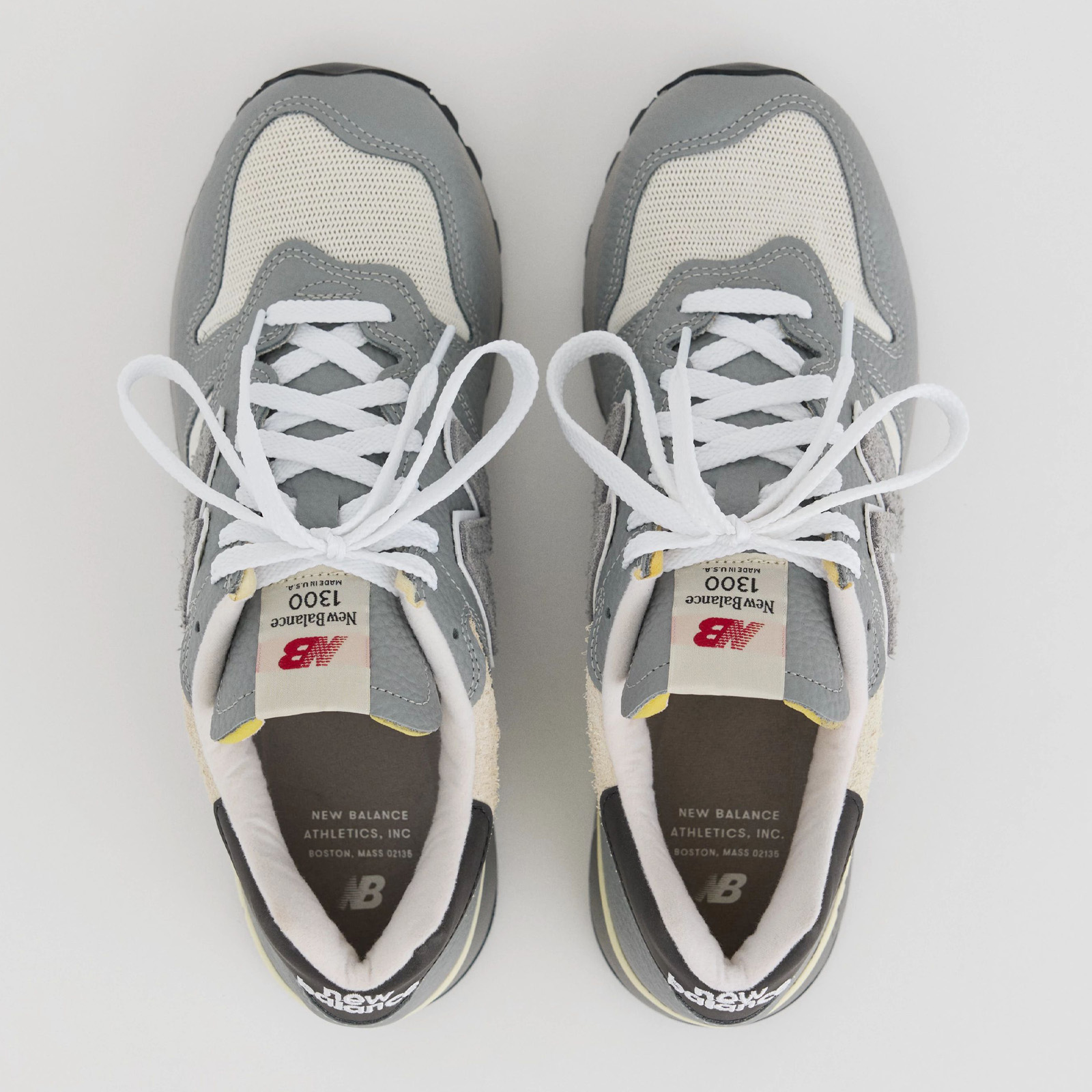 Made in USA 1300
