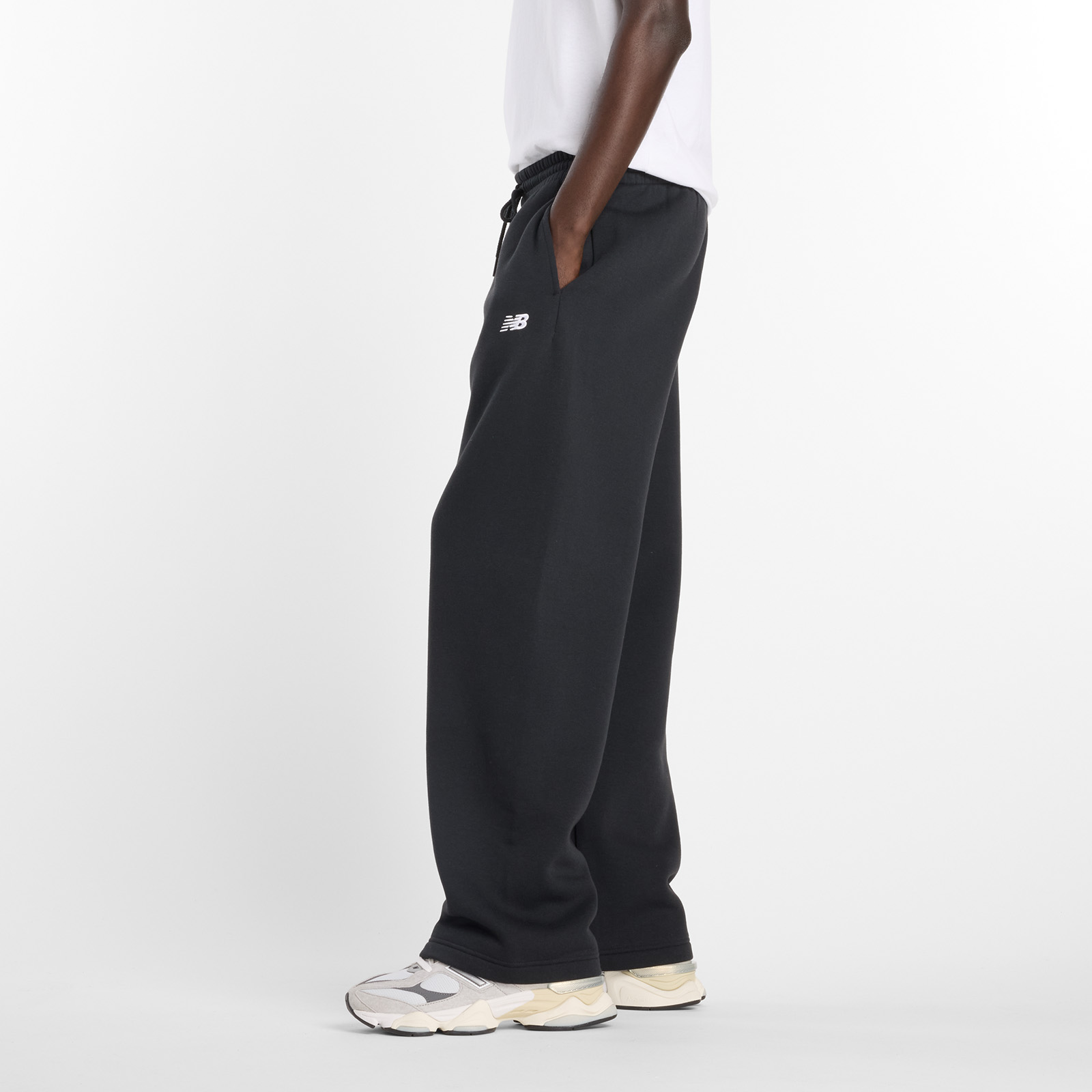 Спортивні брюки Sport Essentials Fleece