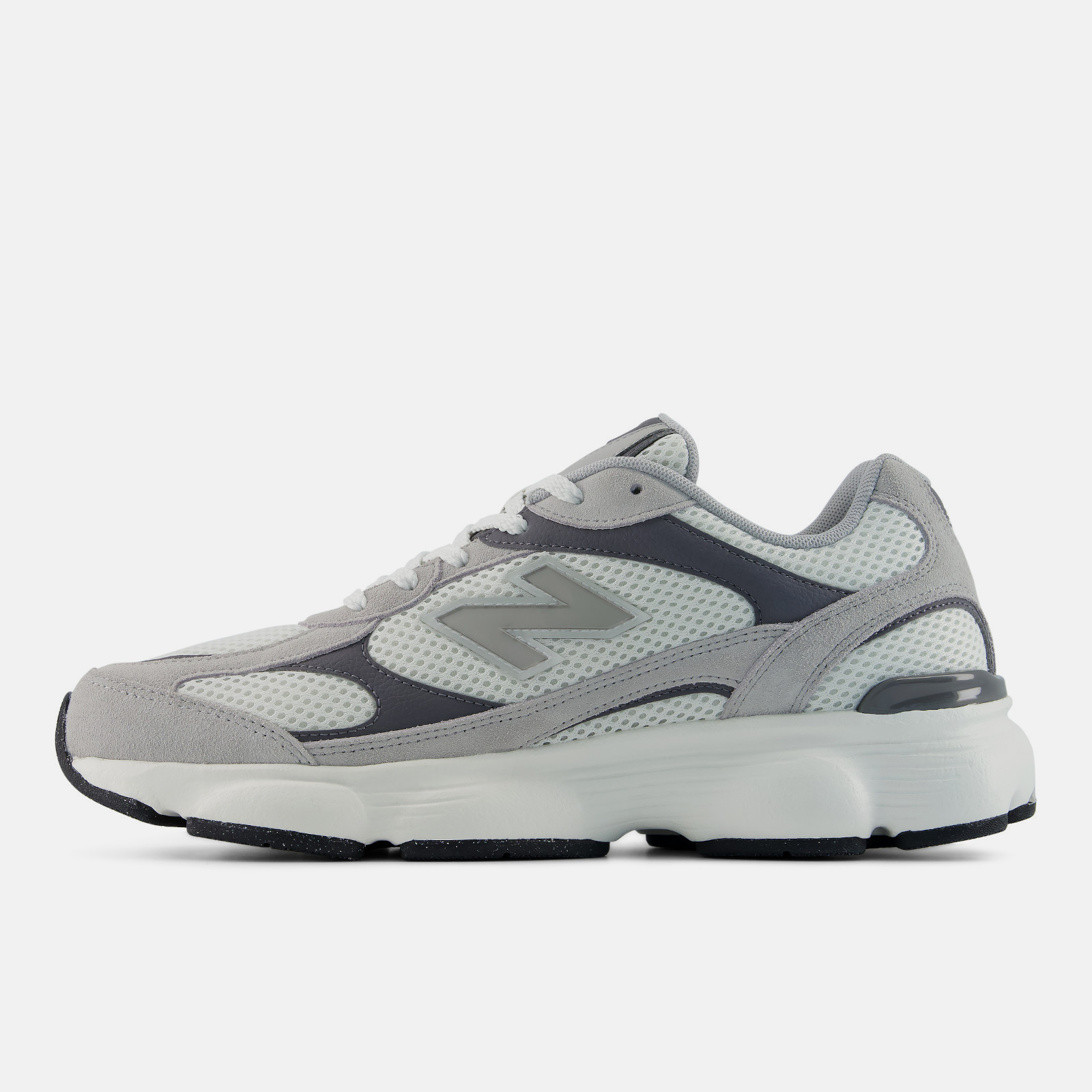 New Balance 603