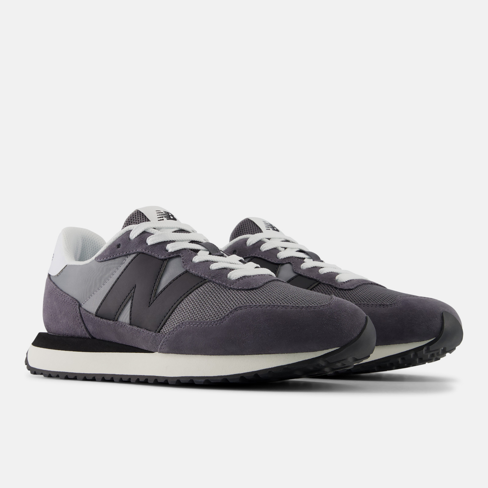 New Balance 237