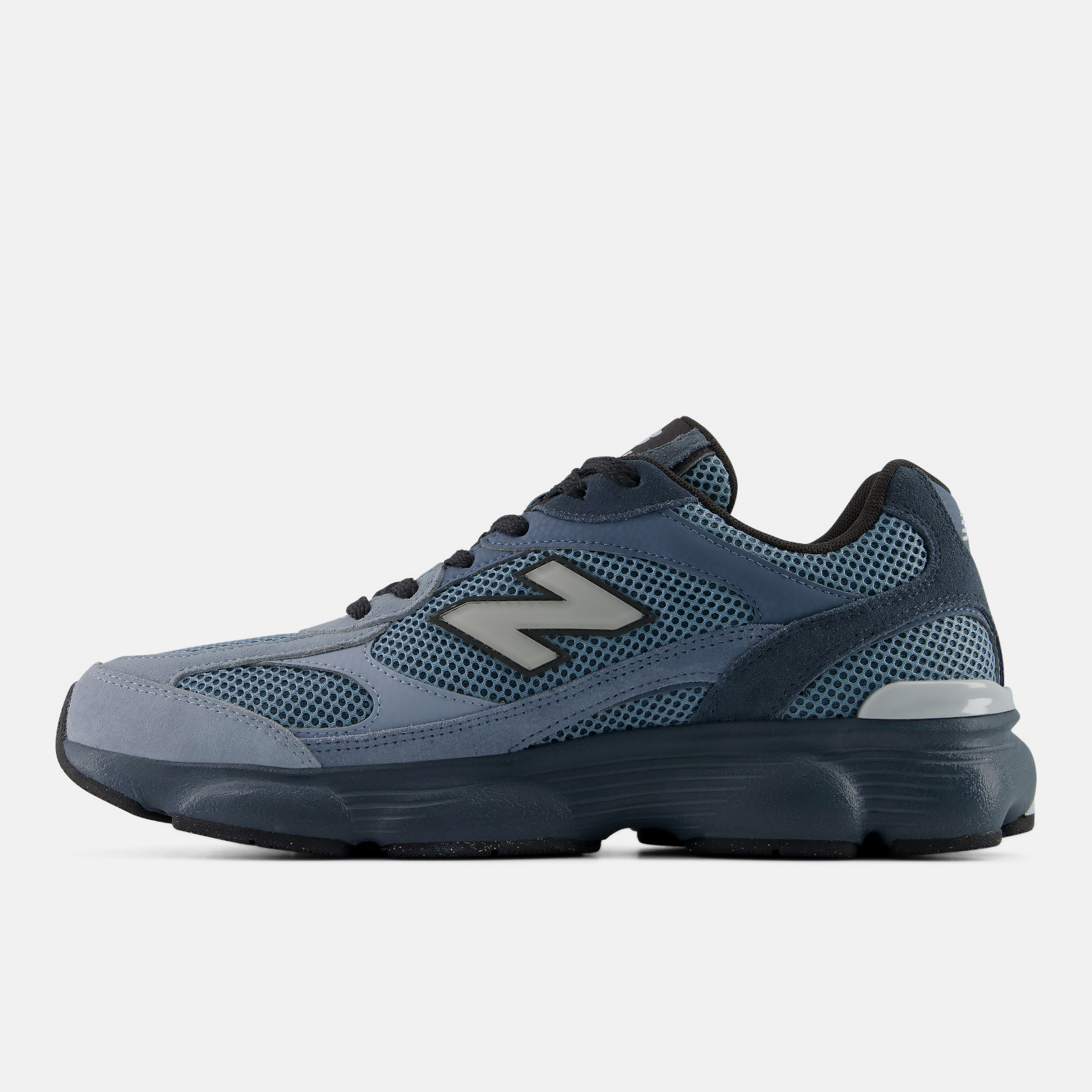 New Balance 603