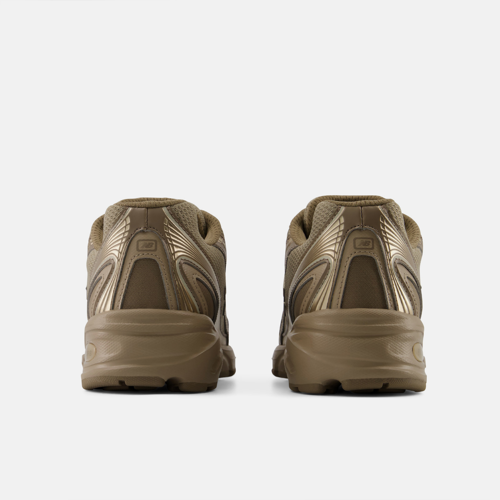 New Balance 740
