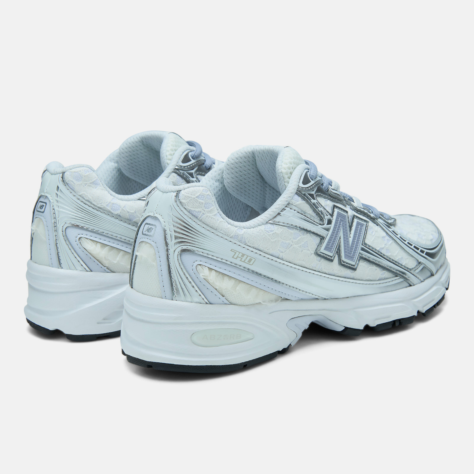 New Balance 740 Coquette