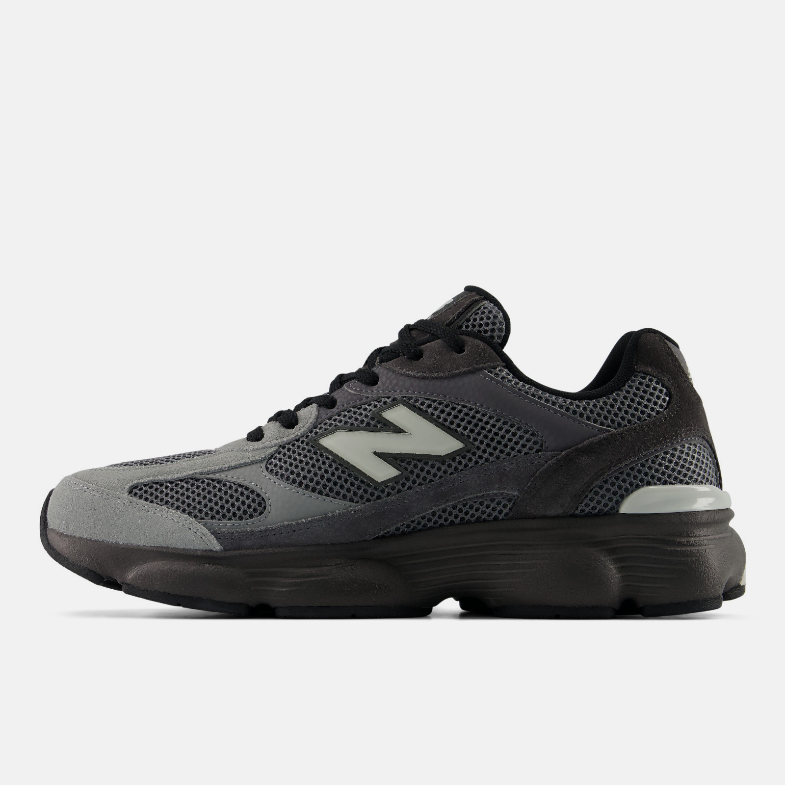 New Balance 603