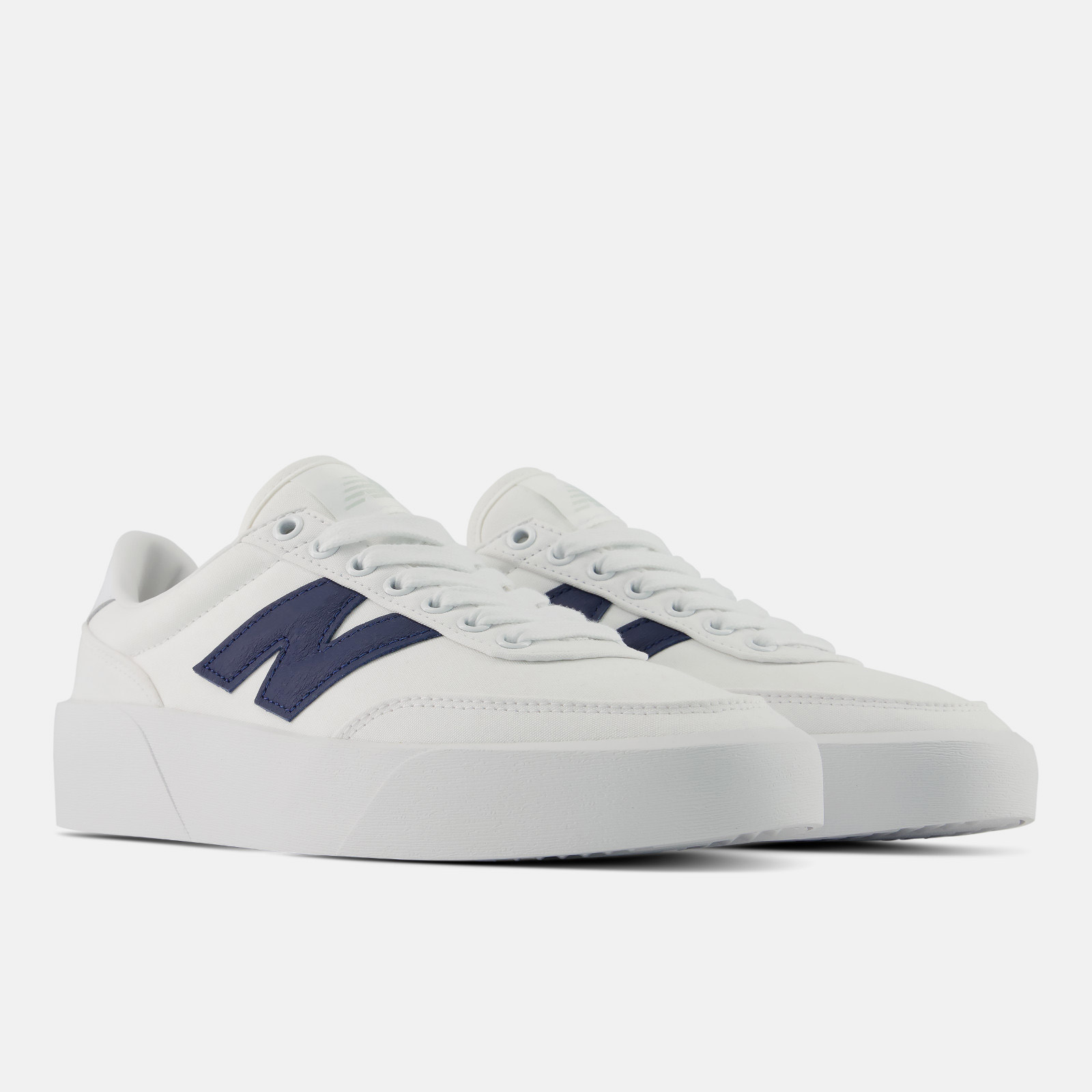 New Balance 750