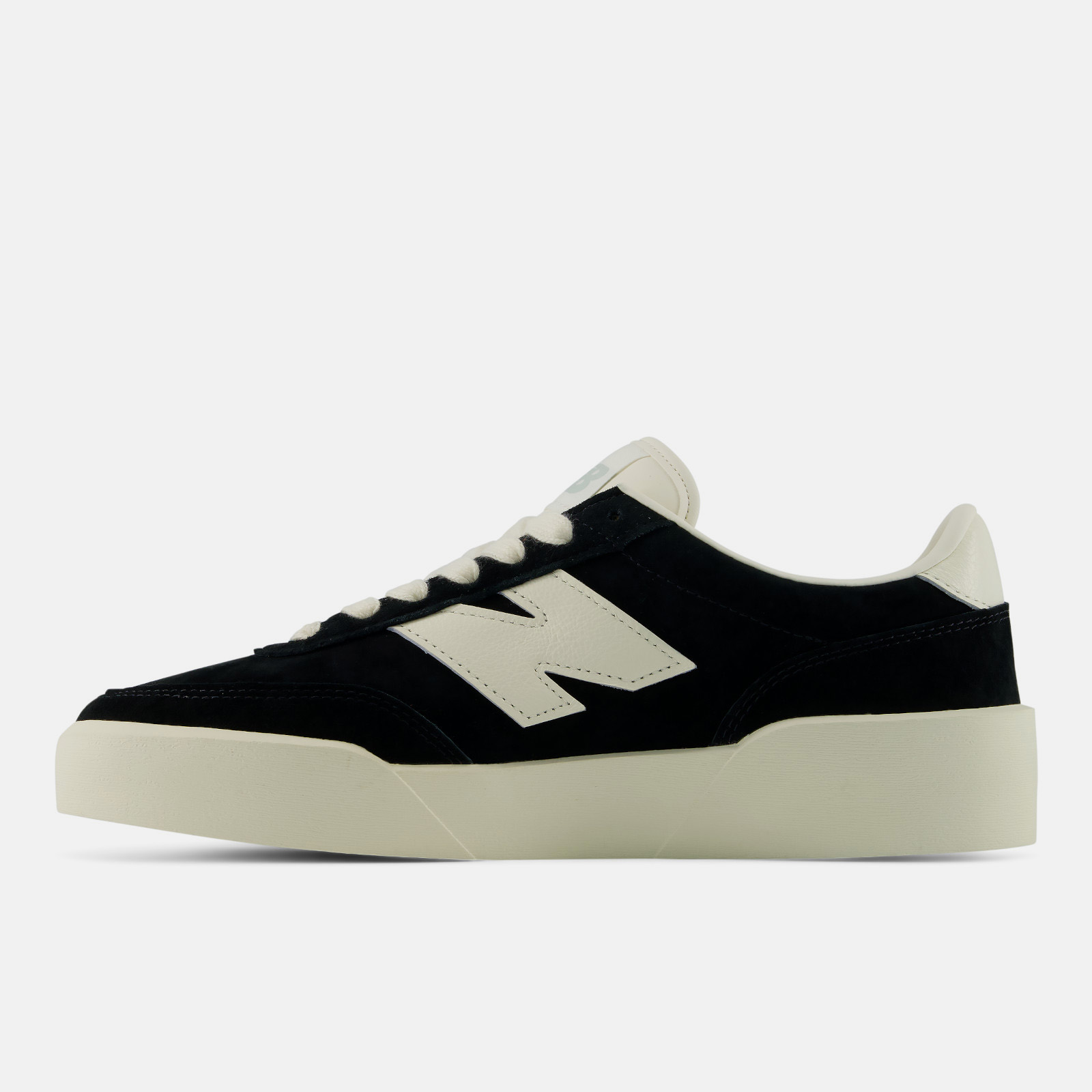 New Balance 750