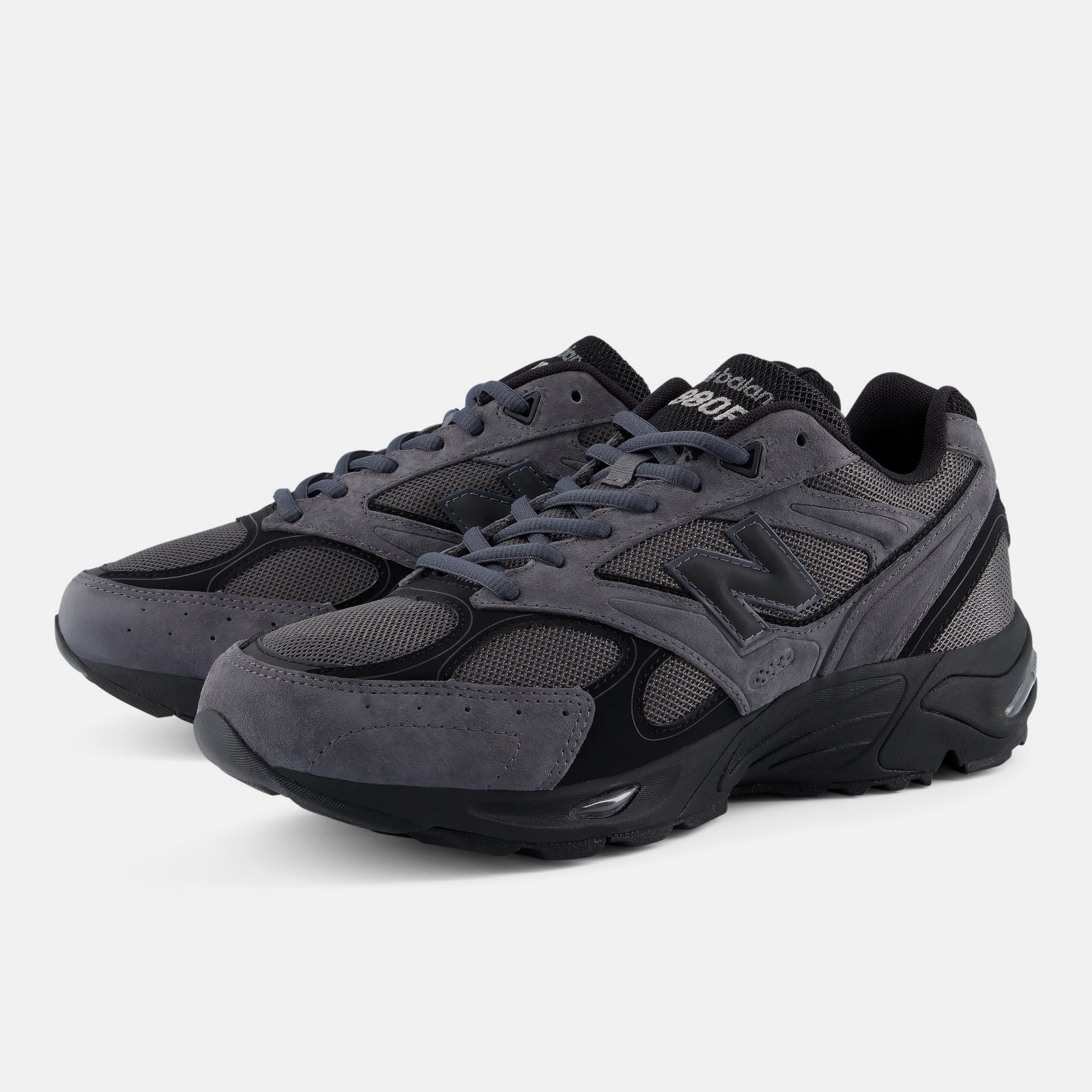 New Balance 880R
