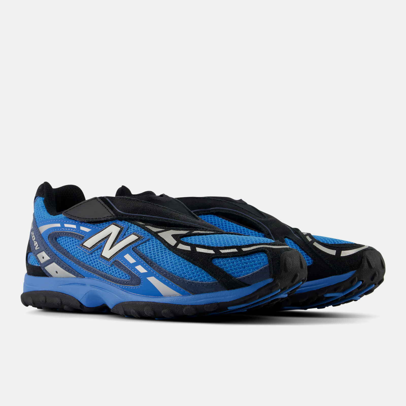 New Balance 204V