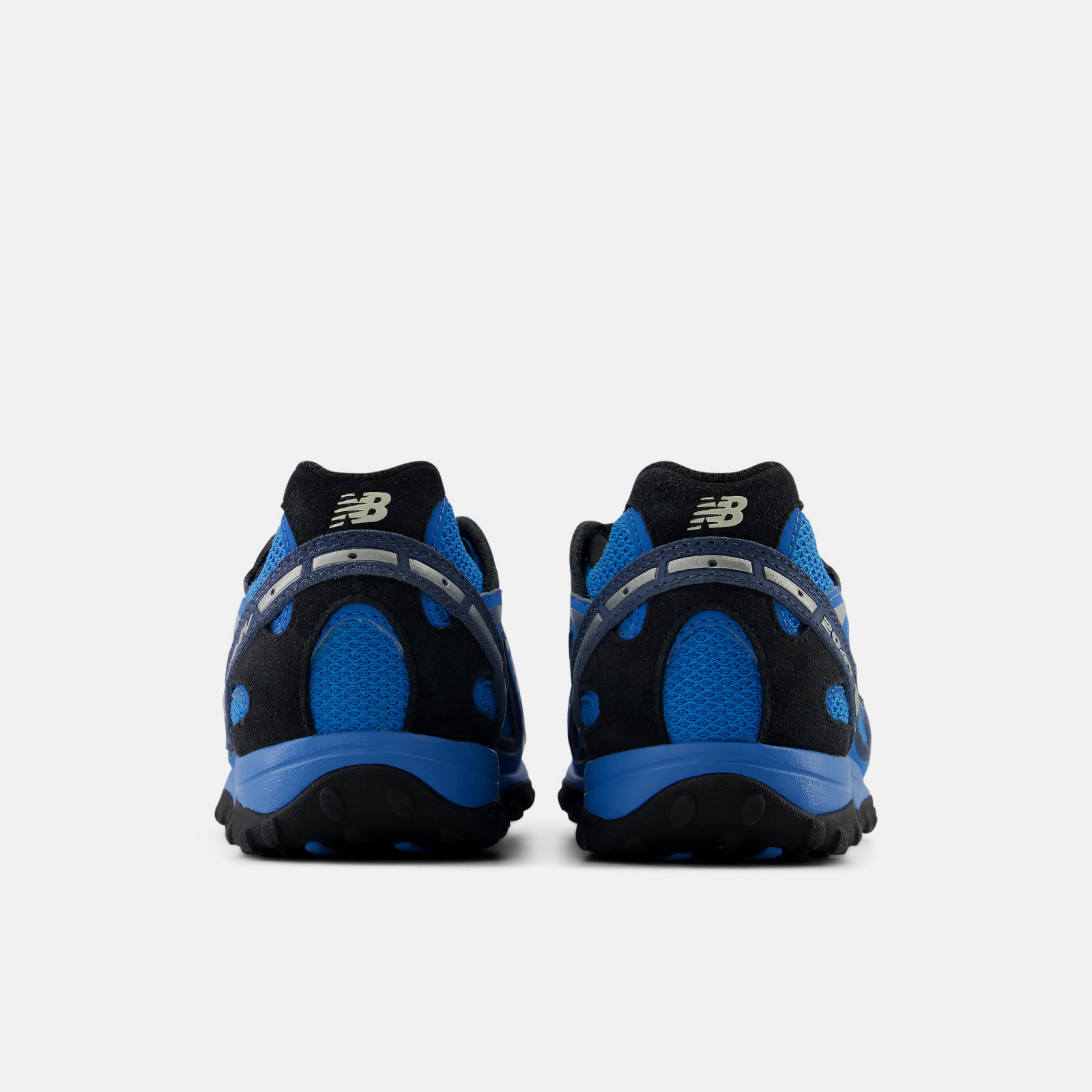 New Balance 204V