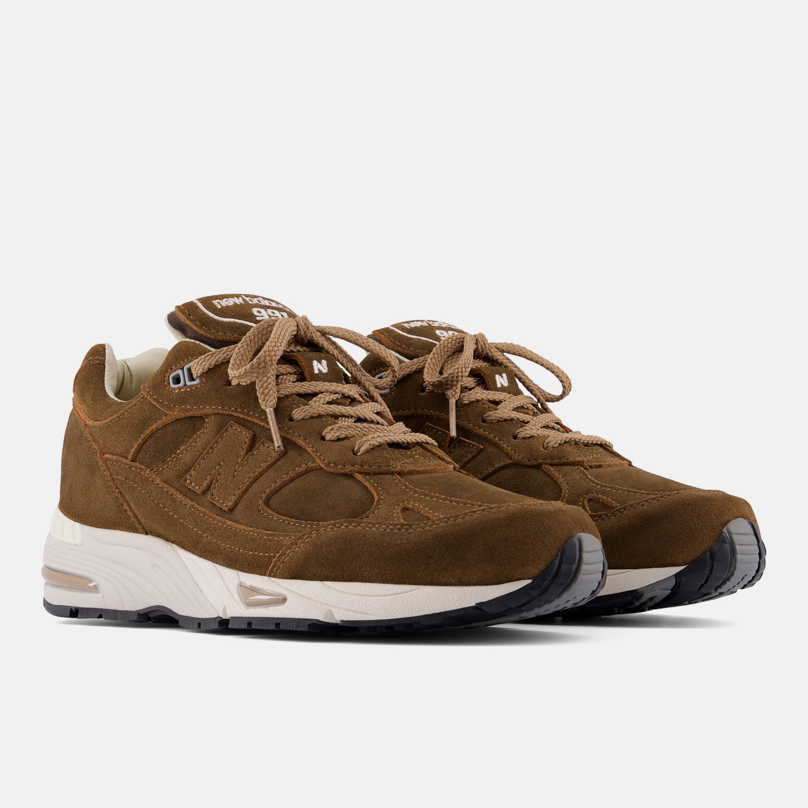 Made in UK 991v1 Luxe Suede