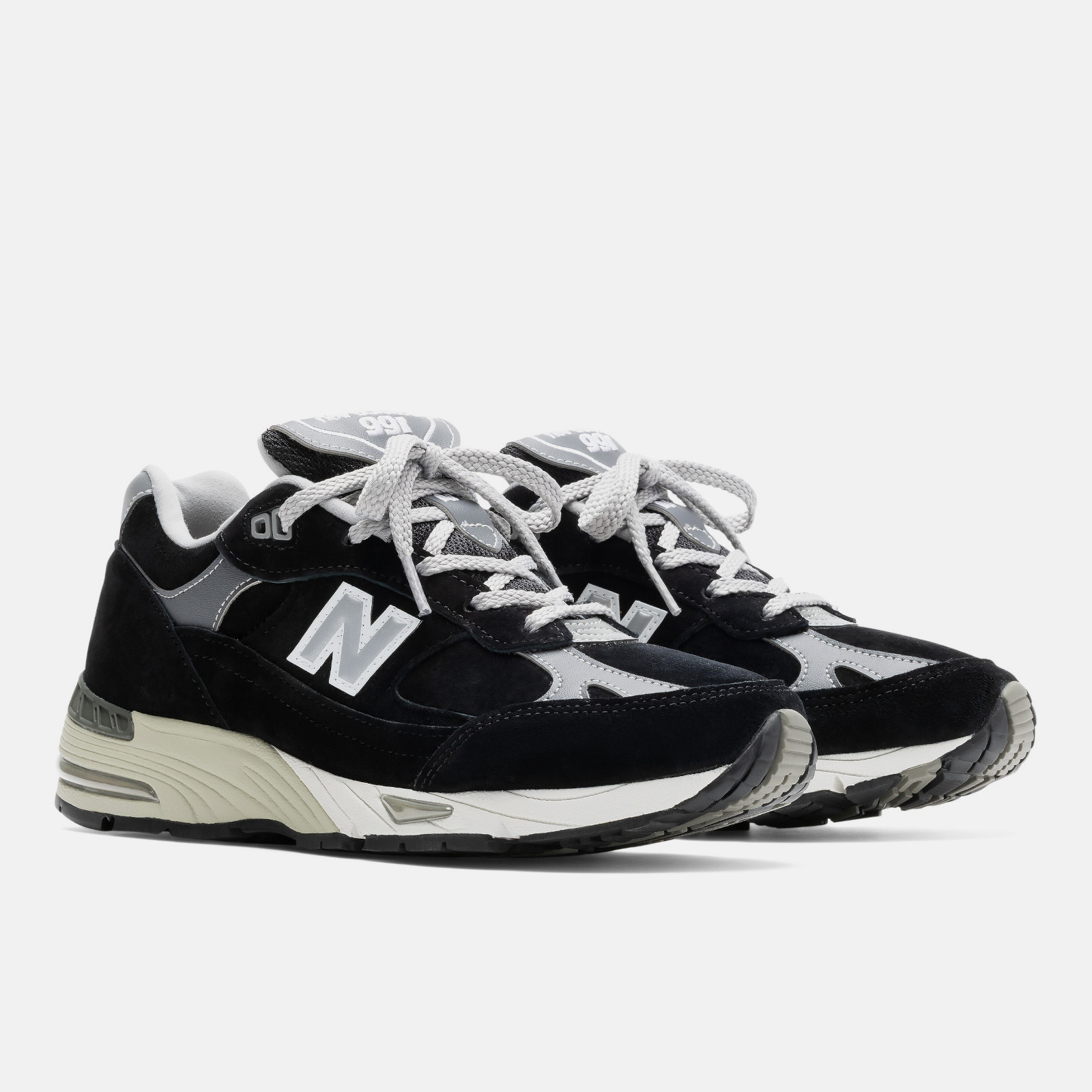 Made in UK 991 Elevated Essential