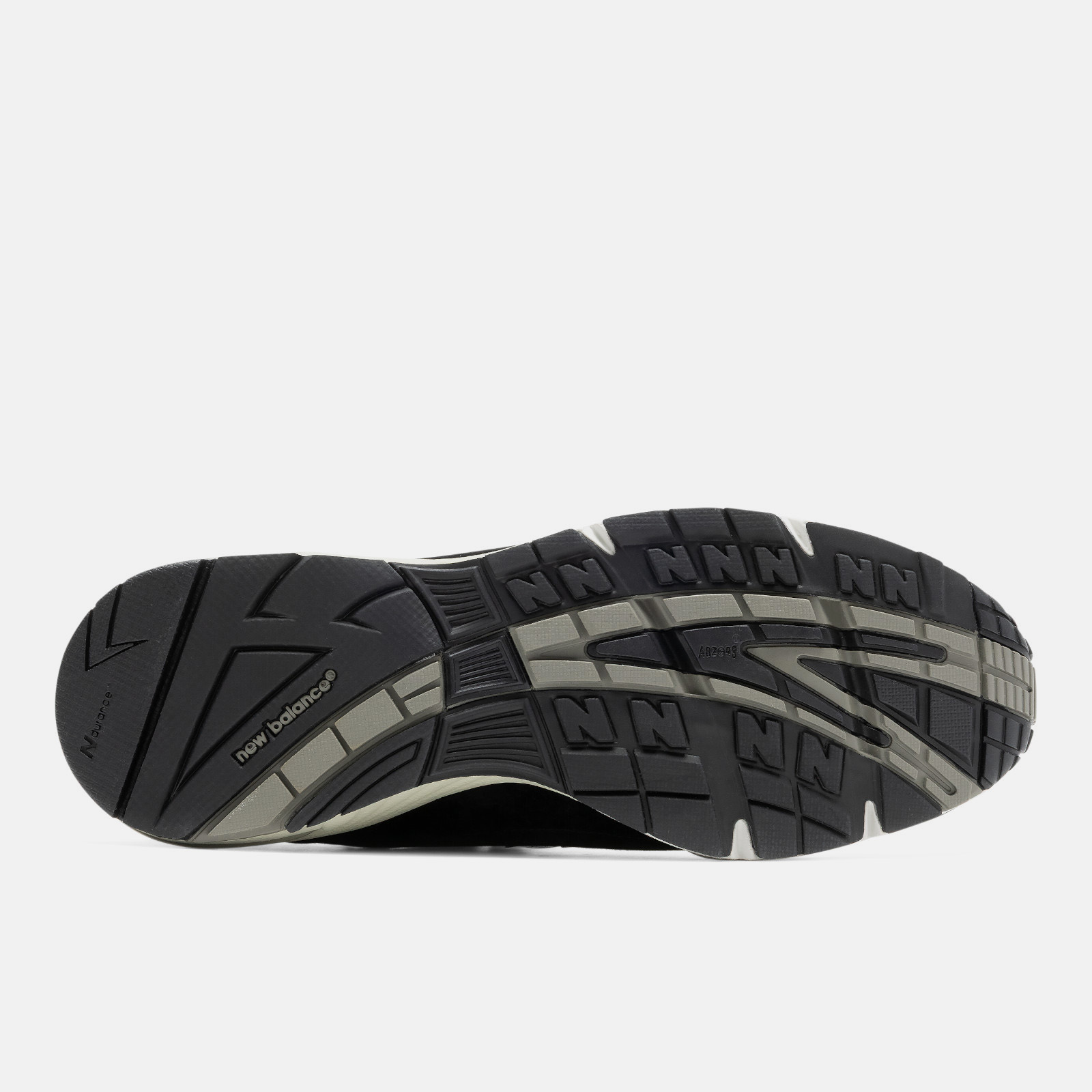 Made in UK 991 Elevated Essential