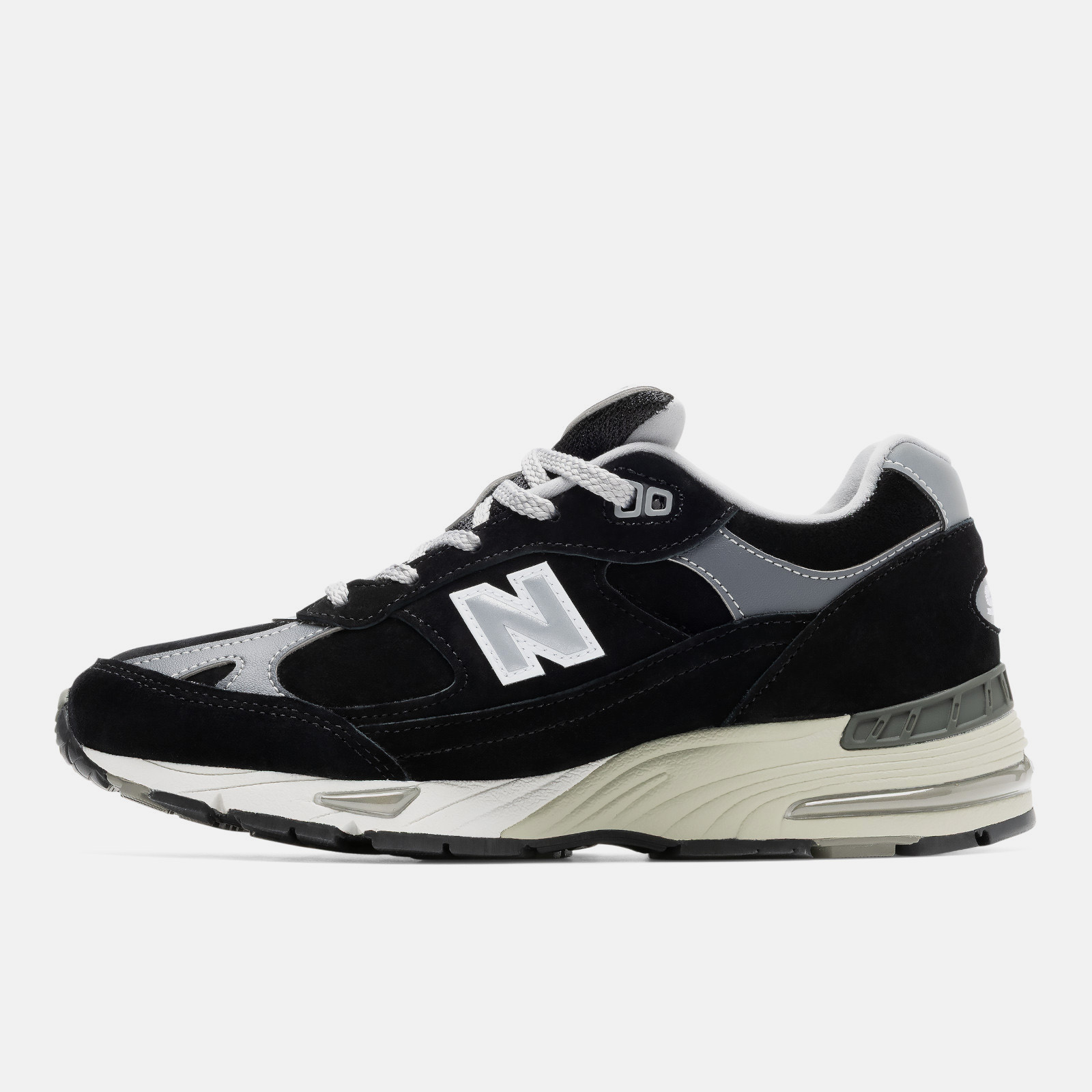 Made in UK 991 Elevated Essential