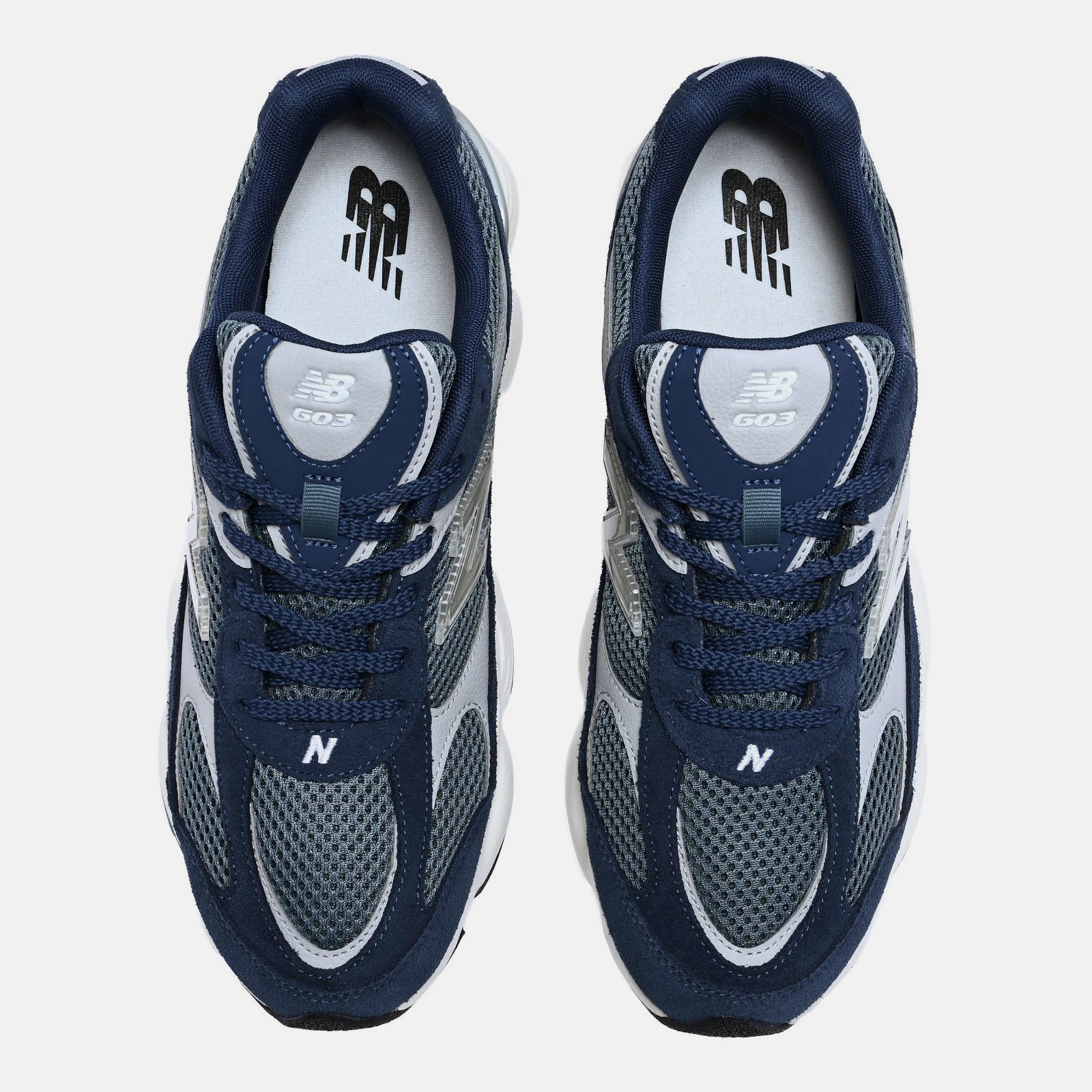 New Balance 603