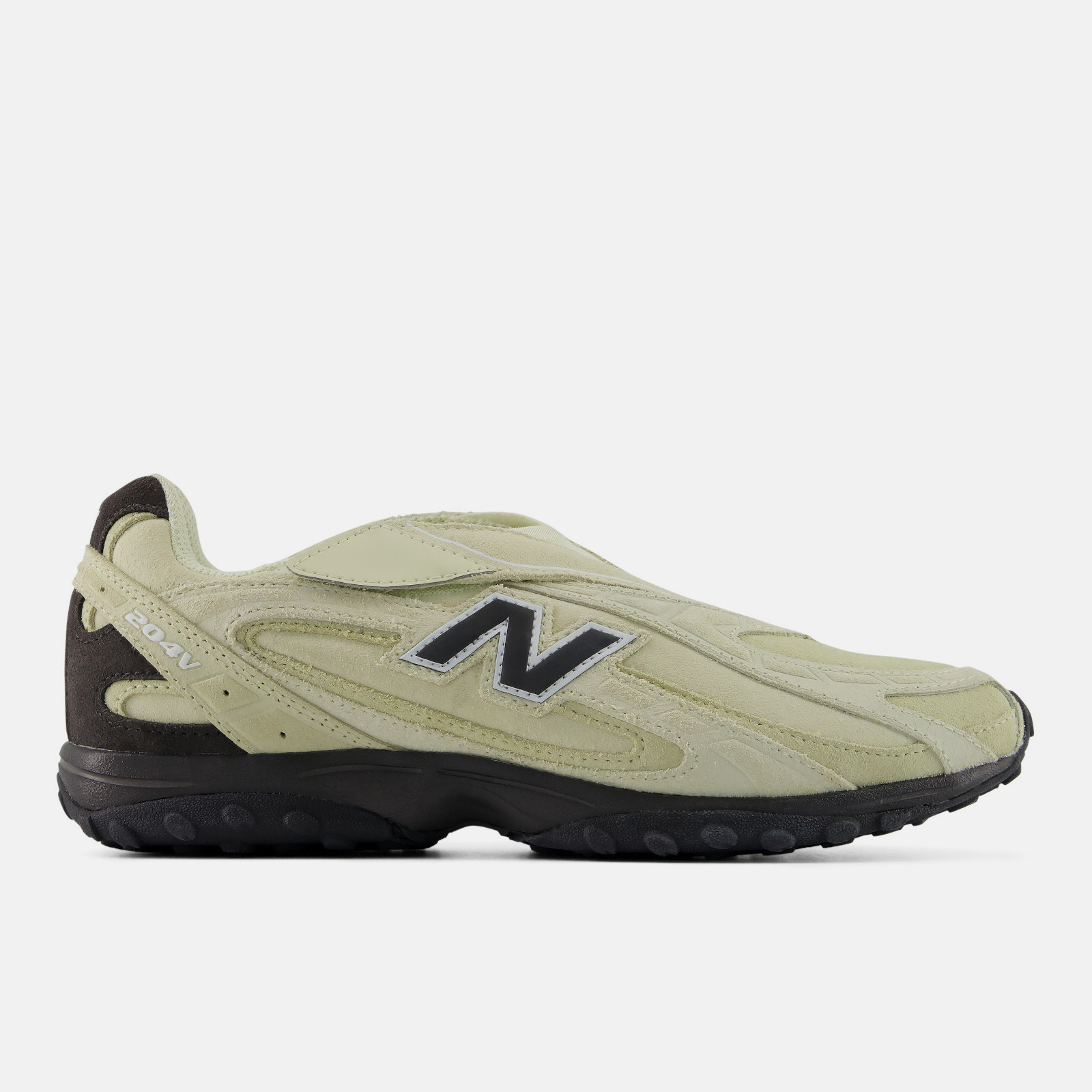 New Balance 204V