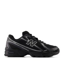 New Balance 740