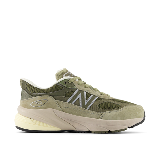 New Balance 990