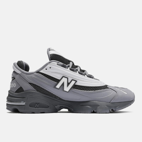 New Balance 1000