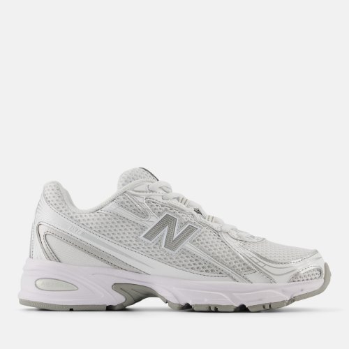 New Balance 740