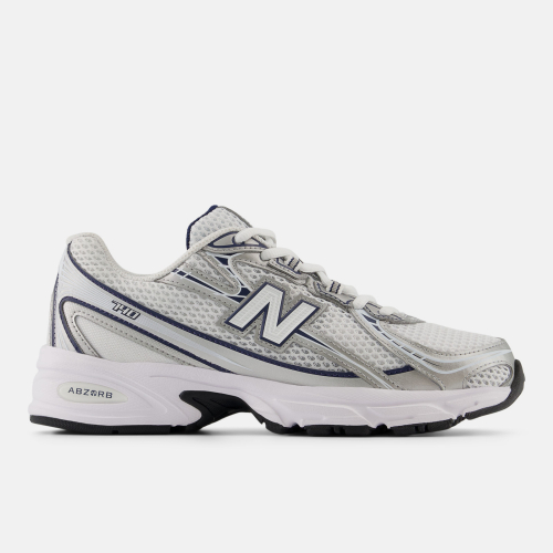 New Balance 740