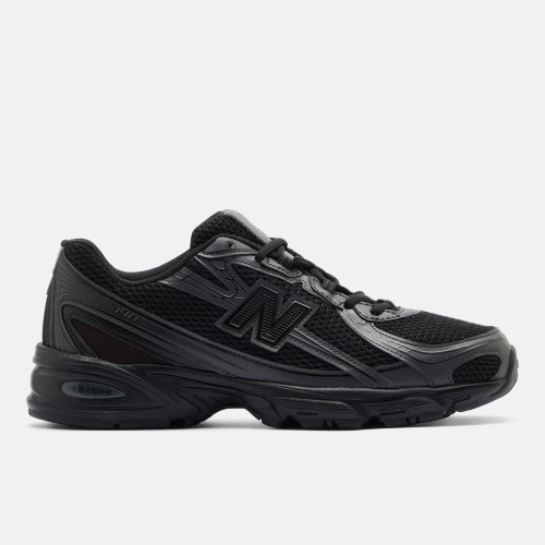 New Balance 740