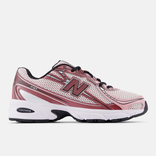 New Balance 740
