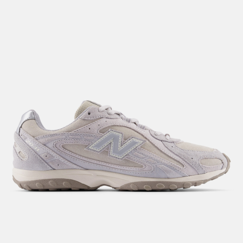 New Balance 204L