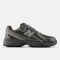 New Balance 740